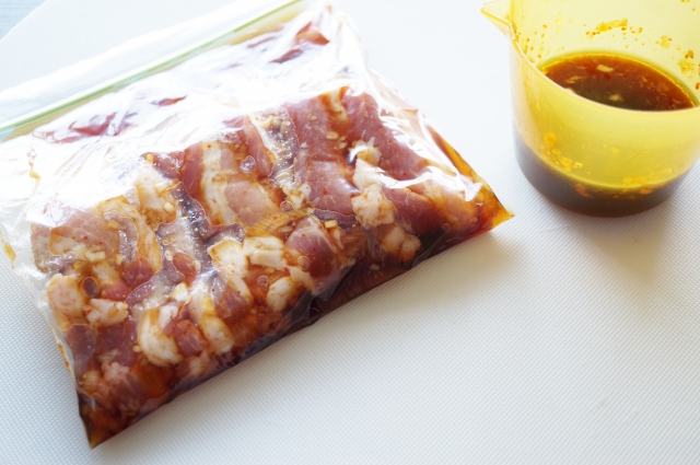 バーベキュー肉の漬け込みタレはどれが合う？肉の種類別おすすめタレ基本
