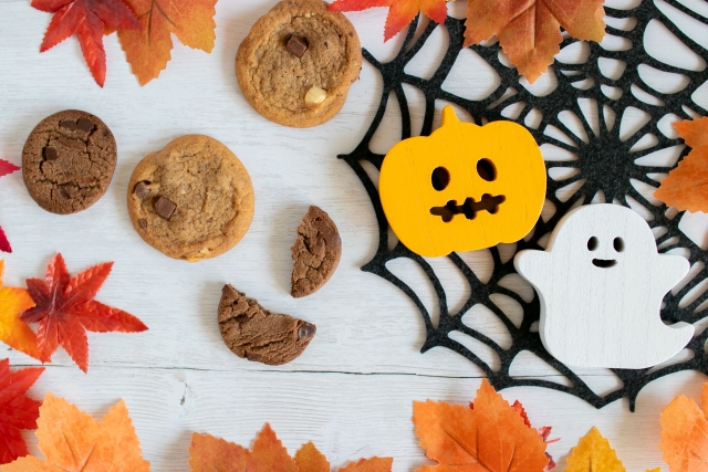 ハロウィンの食べ物は日本で何を食べる？かぼちゃ以外のおすすめも！飾り付け